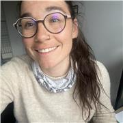 Assistante d’éducation et formatrice, j’offre mes services à distance